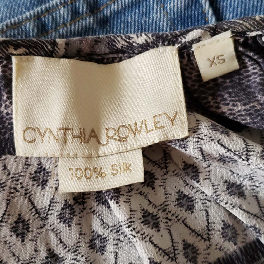 Cynthia Rowley Silk Blouse | Gray & Black Women's Size XS - Picture 7 of 8